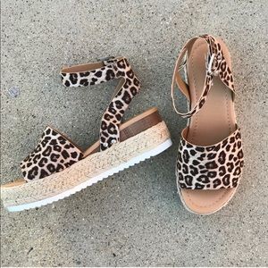 Soda Topic Leopard Cheetah Animal Print Espadrille Platform Sandals